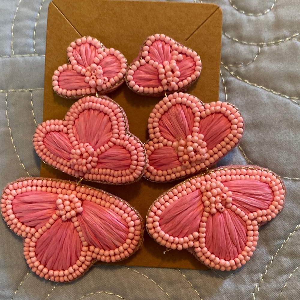Lightweight earrings.